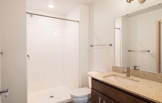 2 beds, 2 baths, 1,107 sqft, $2,810, Unit 0423