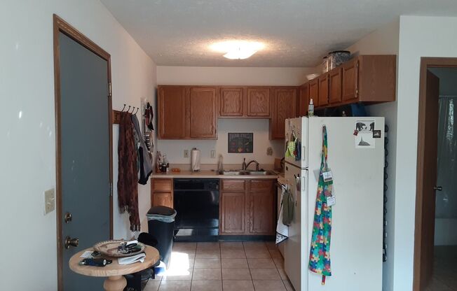 1 bed, 1 bath, 469 sqft, $900, Unit 8