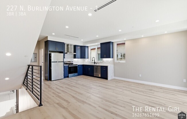 227 N BURLINGTON AVE