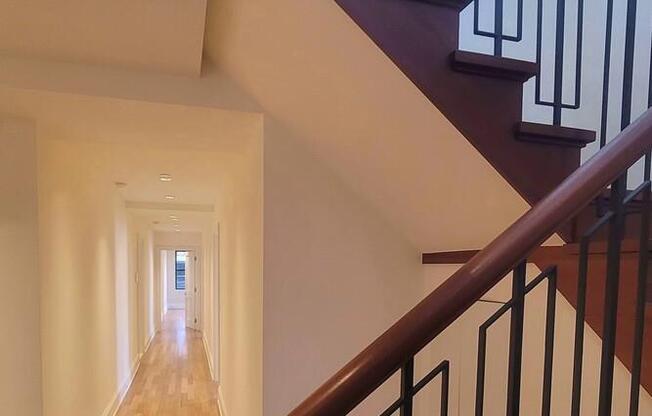 6 beds, 4.5 baths, 6,000 sqft, $55,000, Unit PHA