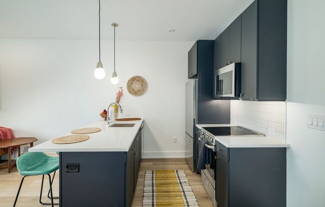 1 bed, 1 bath, 608 sqft, $1,499, Unit Unit 304