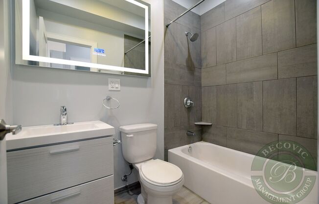 2 beds, 2 baths, 709 sqft, $2,550, Unit 1067-2
