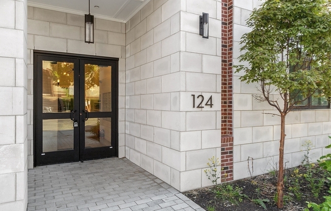 124 HIGHLAND AVE