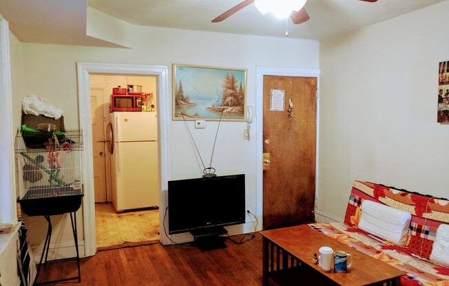 1 bed, 1 bath, $1,195, Unit Apt. 02