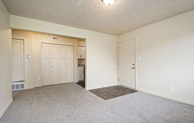 living and dining room leading to kitchen at Old Farm Apartments, Elkhart, Indiana