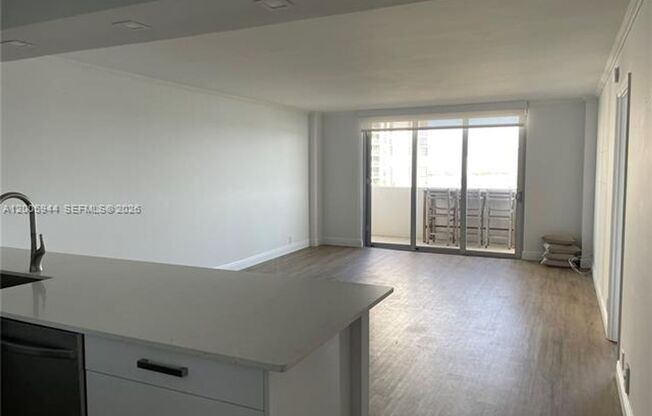 5 Island Ave # 8G (A12005944)