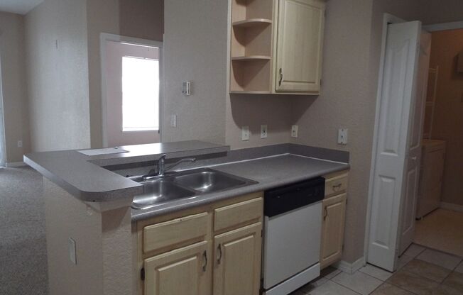 1 bed, 1 bath, 712 sqft, $1,350, Unit ..