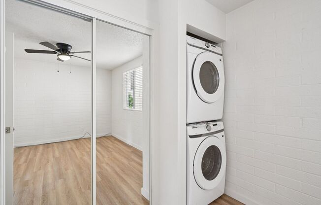 1 bed, 1 bath, 550 sqft, $1,549, Unit 44