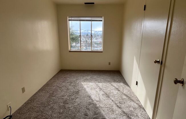 2 beds, 1 bath, 650 sqft, $1,495, Unit 703