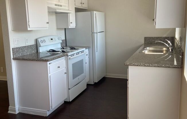 2 beds, 1 bath, 850 sqft, $2,150, Unit 6