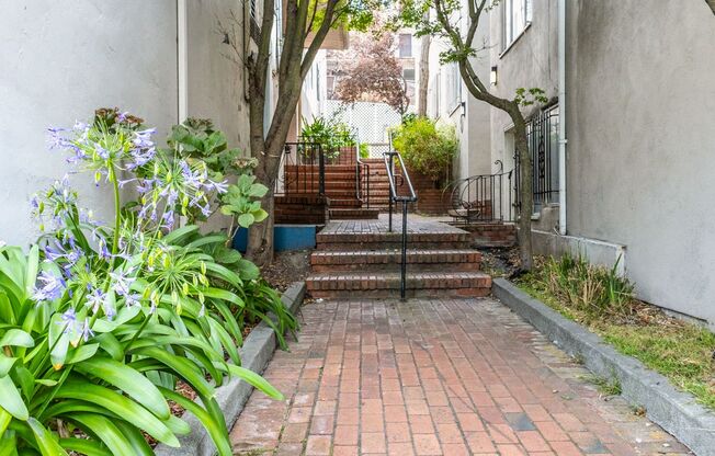 14th Ave Apartments, LLC
