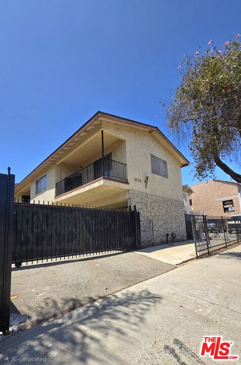 2219 S CRENSHAW BLVD