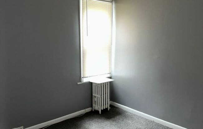 Spacious Rooms! W/D Hook-Up! Available Now!
