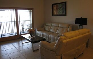 2 beds, 2 baths, $2,700, Unit Unit 326