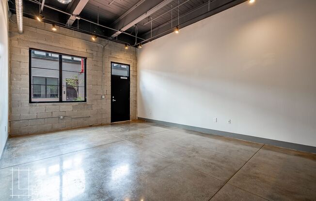 1 bed, 1 bath, $1,585, Unit 727 N. 4th St. Apt. 121