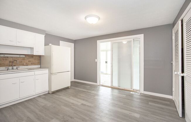 3 Bed/1 Bath Ranch!