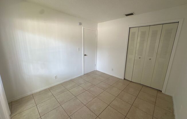 3 beds, 2 baths, 1,100 sqft, $2,100, Unit 1