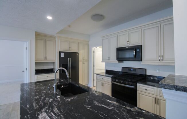 2 beds, 2 baths, 1,450 sqft, $1,950, Unit 221-08UP