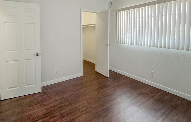 3719 ROSEMEAD AVE