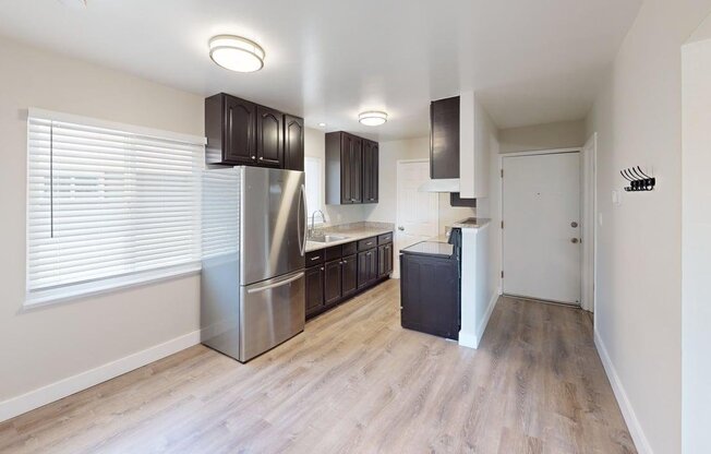 1536 9 ST