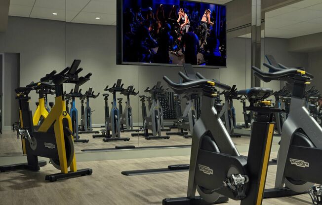 1 bed, 1 bath, 696 sqft, $7,000, Unit 7B