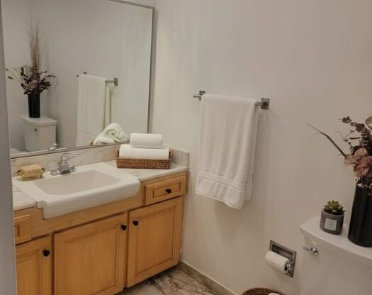 3 beds, 2.5 baths, 2,082 sqft, $7,500, Unit 12A