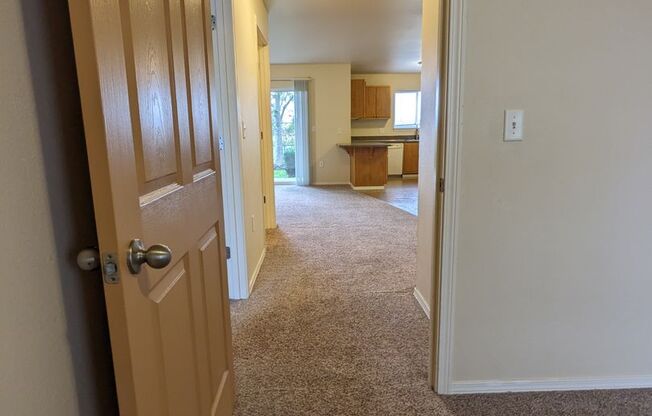 2 beds, 2 baths, 994 sqft, $1,200, Unit E106