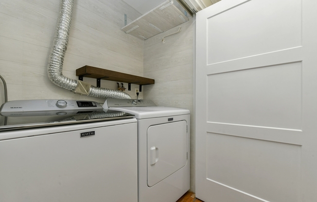 2 beds, 2 baths, 1,060 sqft, $3,700, Unit 106