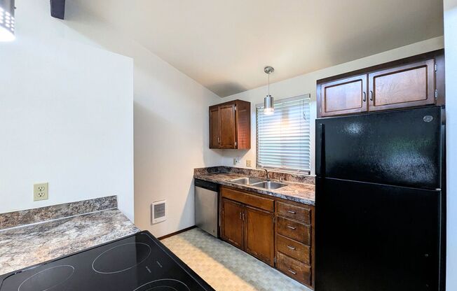 2Bd/1Ba Everett House
