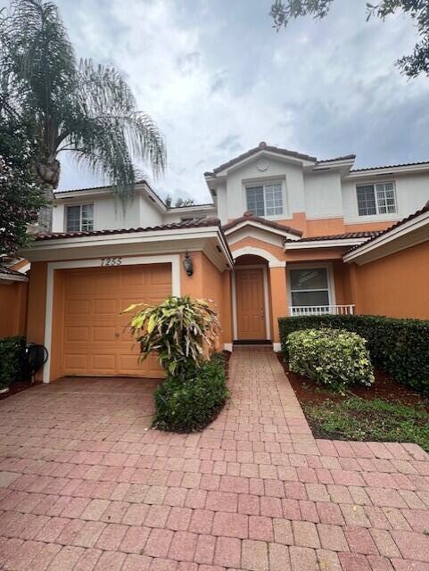 7255 BRIELLA DR