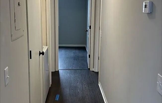 5649 34 AVE S