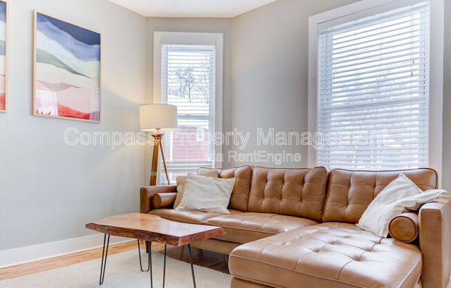 328 VISSER PL SE