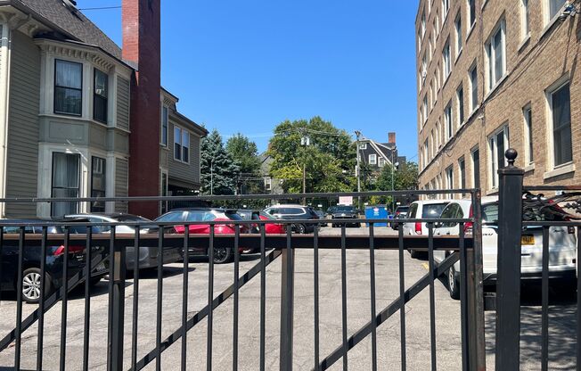 1 bed, 1 bath, 800 sqft, $1,385, Unit Apt. 3G