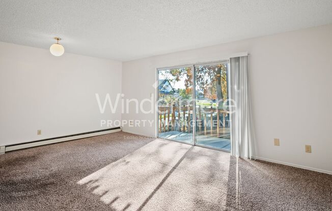 1 bed, 1 bath, $975, Unit 10