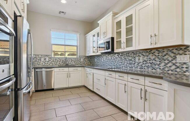 Stunning 3BR Townhouse in North Scottsdale