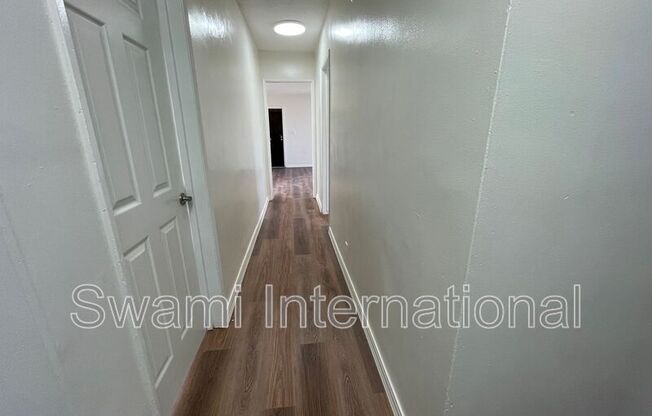 836 W 79 ST