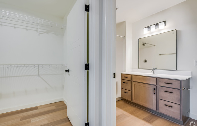 1 bed, 1 bath, $1,250, Unit 101-510