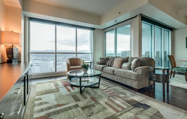 2 beds, 2 baths, $3,000, Unit Unit 3909