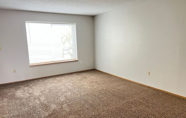 CCH5114--Apple Knoll Townhomes