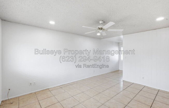 2245 W GLENROSA AVE