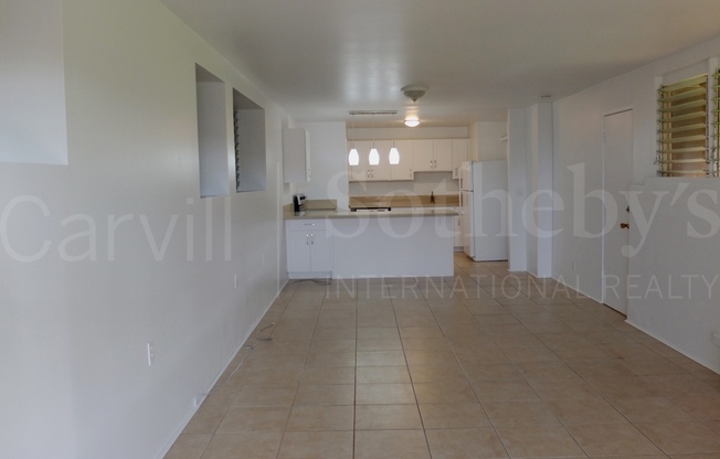 Kaimuki - Large 1BR/1BA with office, deck and small yard