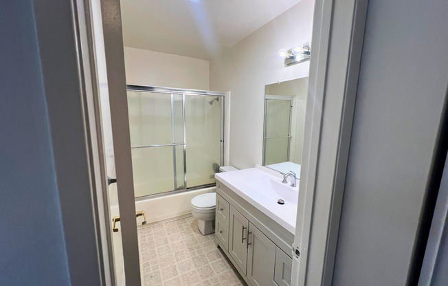 1 bed, 1 bath, 908 sqft, $2,350, Unit 312