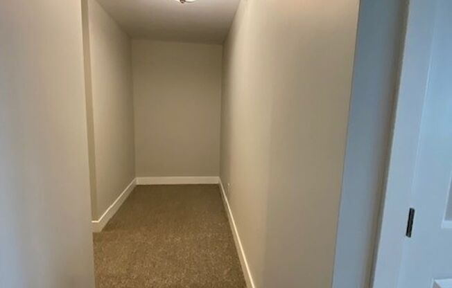2 beds, 2 baths, 1,284 sqft, $2,171, Unit 2105-201