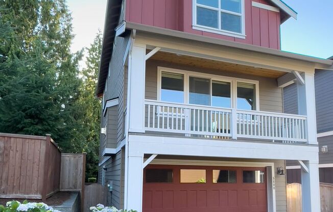 GORGEOUS 3 bdrm plus Flex Space Home in Mountlake Terrace