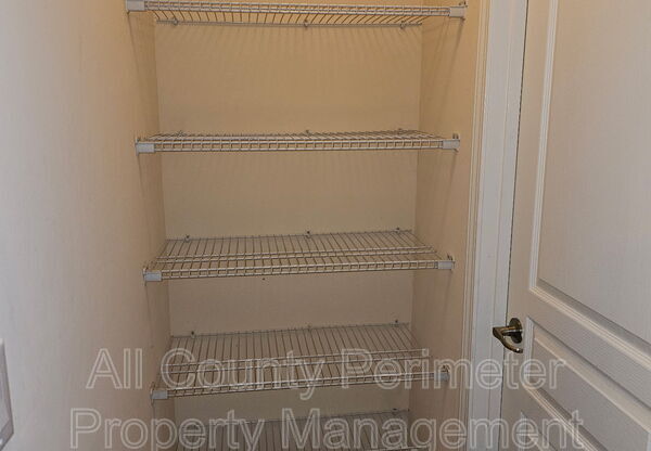 1597 TRAILVIEW WAY NE