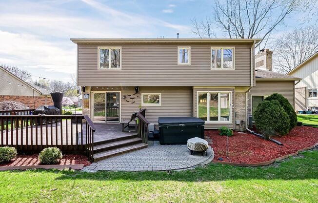 Welcome to this spacious single-family home in the desirable city of Rochester Hills, MI.