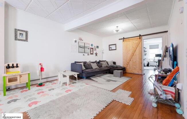 225 ST 2