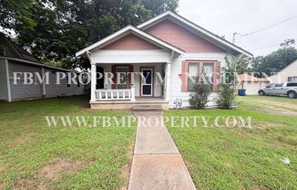 205 W Gilmer - Cozy 2 Bedroom, 1 Bathroom Home in Ennis, TX!