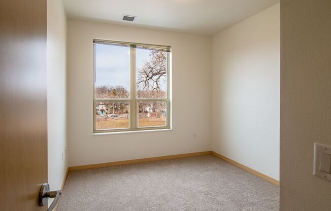 2 beds, 1 bath, 789 sqft, $1,655, Unit 408