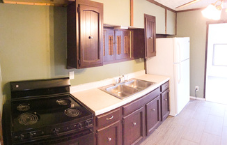 2 beds, 1 bath, $1,150